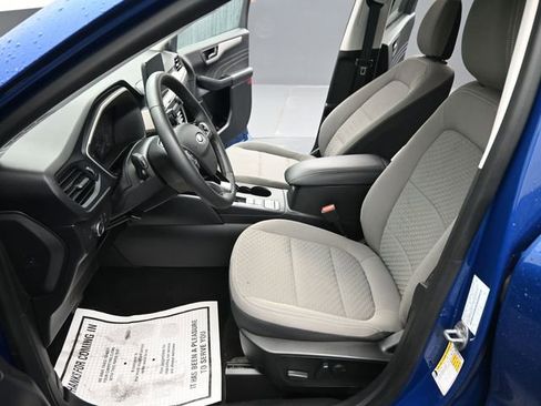 Used 2022 Ford Escape SE w/ Convenience Package image 13