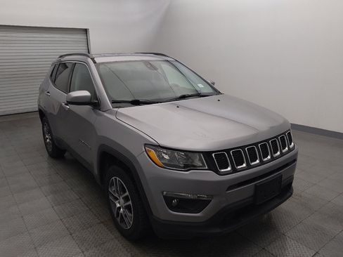 Used 2018 Jeep Compass Latitude w/ Safe & Security Group image 13