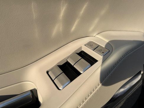 New 2025 Lincoln Navigator Reserve image 19