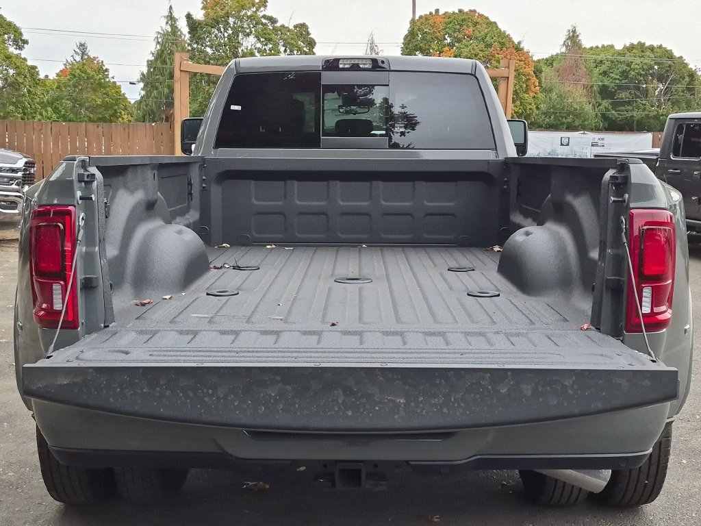 New 2027 RAM 3500 Limited AWD/4WD image 10