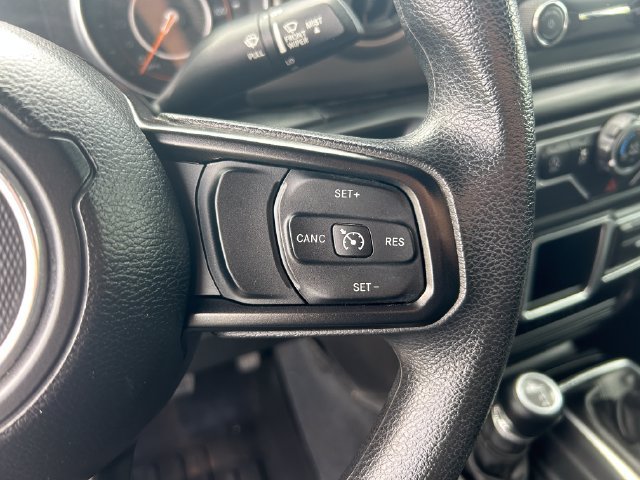 Used 2018 Jeep Wrangler Unlimited Sport AWD/4WD image 15