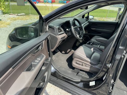 Used 2018 Honda Odyssey EX-L image 14