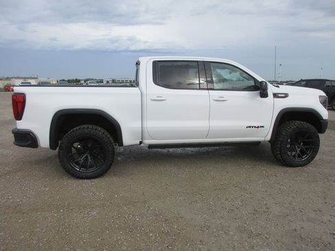 New 2026 GMC Sierra 1500 AT4X AWD/4WD image 3