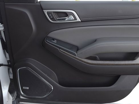 Used 2019 GMC Yukon XL Denali w/ Open Road Package image 50