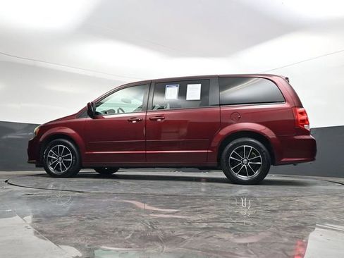 Used 2017 Dodge Grand Caravan GT image 33
