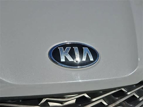 Used 2021 Kia K5 GT-Line image 11
