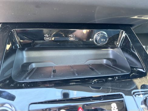 New 2026 Audi A6 Premium Plus AWD/4WD image 31