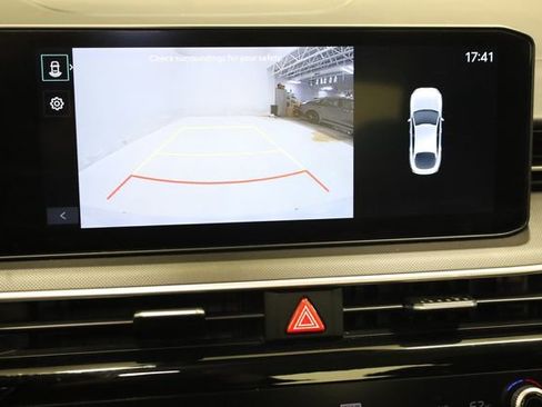 Used 2025 Kia K5 LXS image 18