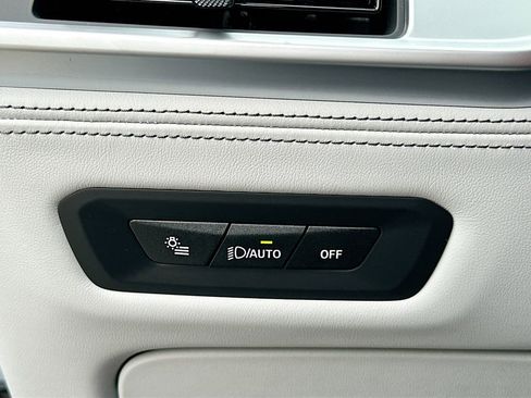 New 2026 BMW X5 M Competition w/ Executive Package AWD/4WD image 10