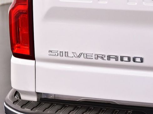 Used 2023 Chevrolet Silverado 1500 LTZ w/ Z71 Off-Road Package AWD/4WD image 12