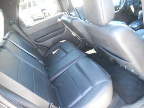 Used 2010 Ford Escape Limited AWD/4WD image 19
