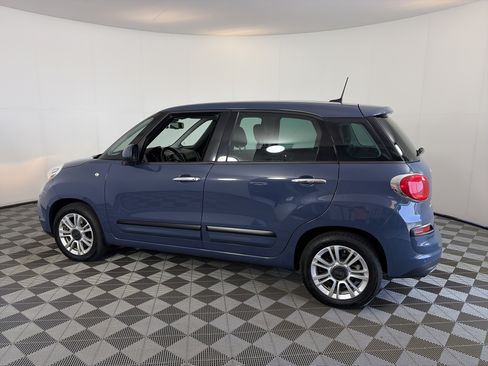 Used 2018 FIAT 500L Pop w/ Premium Group FWD image 8