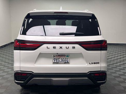 Certified 2026 Lexus LX 600 4WD w/ Accessory Package (Z1) image 6