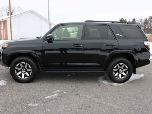 Used 2019 Toyota 4Runner TRD Off-Road image 6