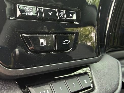 New 2026 Lexus TX 500h AWD image 17