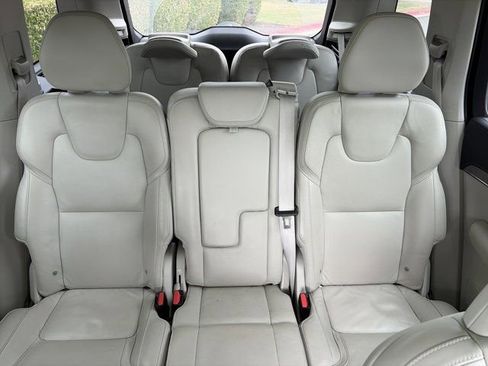 Used 2022 Volvo XC90 T6 Inscription w/ Advanced Package image 26