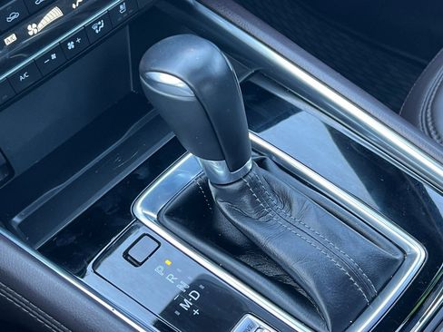 Used 2022 MAZDA CX-5 Signature image 18