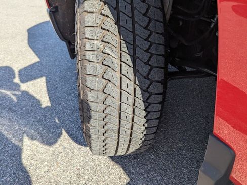 Certified 2025 Chevrolet Silverado 1500 W/T w/ Z71 Off-Road Package image 30