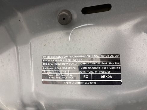 Used 2024 Nissan Kicks SR image 30