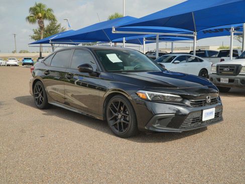 Used 2024 Honda Civic Sport image 3