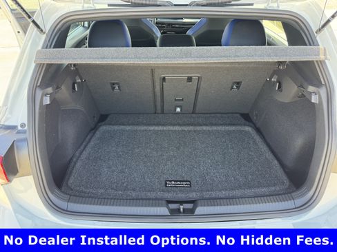 Used 2024 Volkswagen Golf R AWD/4WD image 28