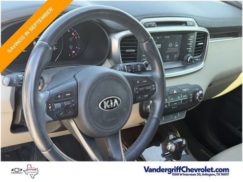 Used 2018 Kia Sorento EX AWD/4WD image 11