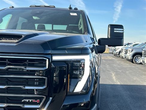 New 2026 GMC Sierra 3500 AT4 w/ AT4 Premium Plus Package image 10