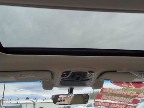 Used 2022 Subaru Outback Limited w/ Popular Package #2 image 12