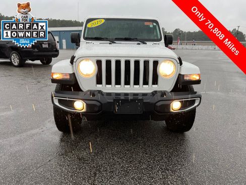 Used 2019 Jeep Wrangler Unlimited Sahara w/ Dual Top Group AWD/4WD image 8