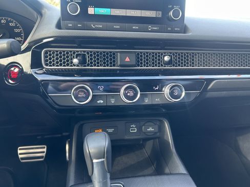 Used 2024 Honda Civic Sport image 18