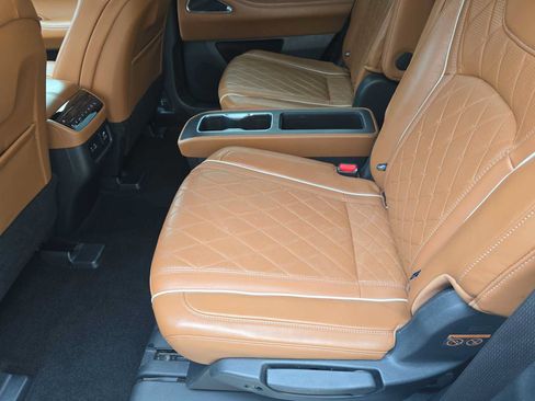 Used 2025 INFINITI QX60 Autograph w/ Cargo Package AWD/4WD image 16