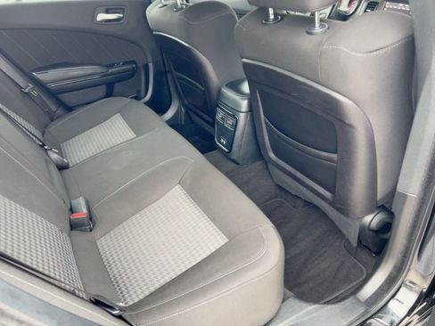 Used 2022 Dodge Charger GT w/ Blacktop Package image 30