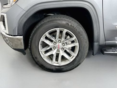 Used 2021 GMC Sierra 1500 SLT w/ SLT Premium Package AWD/4WD image 10
