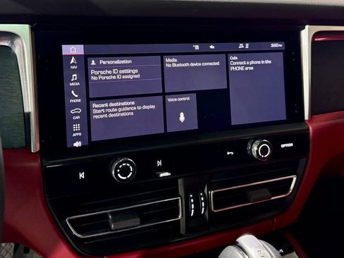 Used 2023 Porsche Macan GTS w/ Premium Package Plus image 18