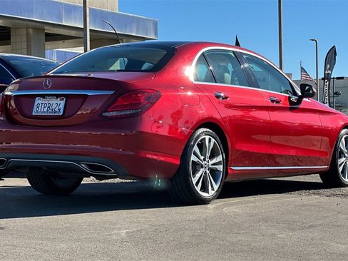 Used 2017 Mercedes-Benz C 300 Sedan image 4