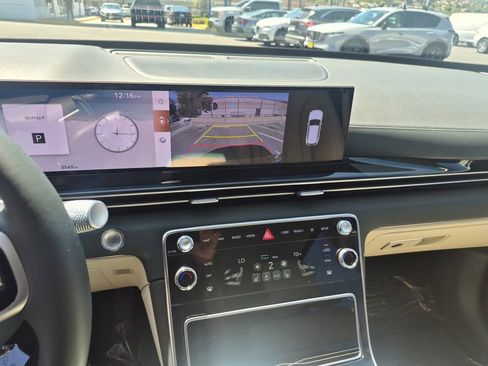 Used 2026 Genesis GV80 2.5T image 16