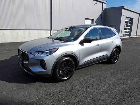 Used 2023 Ford Escape Active image 4