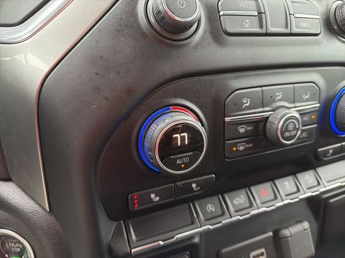 Used 2020 Chevrolet Silverado 1500 RST image 15