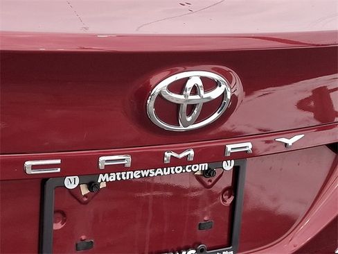 Used 2021 Toyota Camry XLE image 30