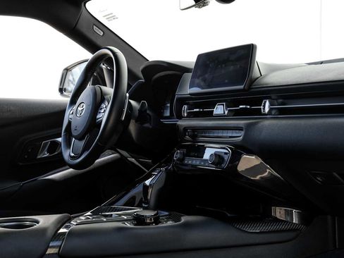 Used 2021 Toyota Supra Premium w/ Driver Assist Package image 22