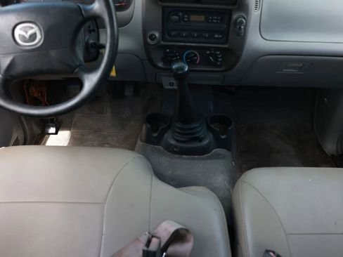 Used 2002 MAZDA B-Series Pickup 2WD Regular Cab B2300 image 18