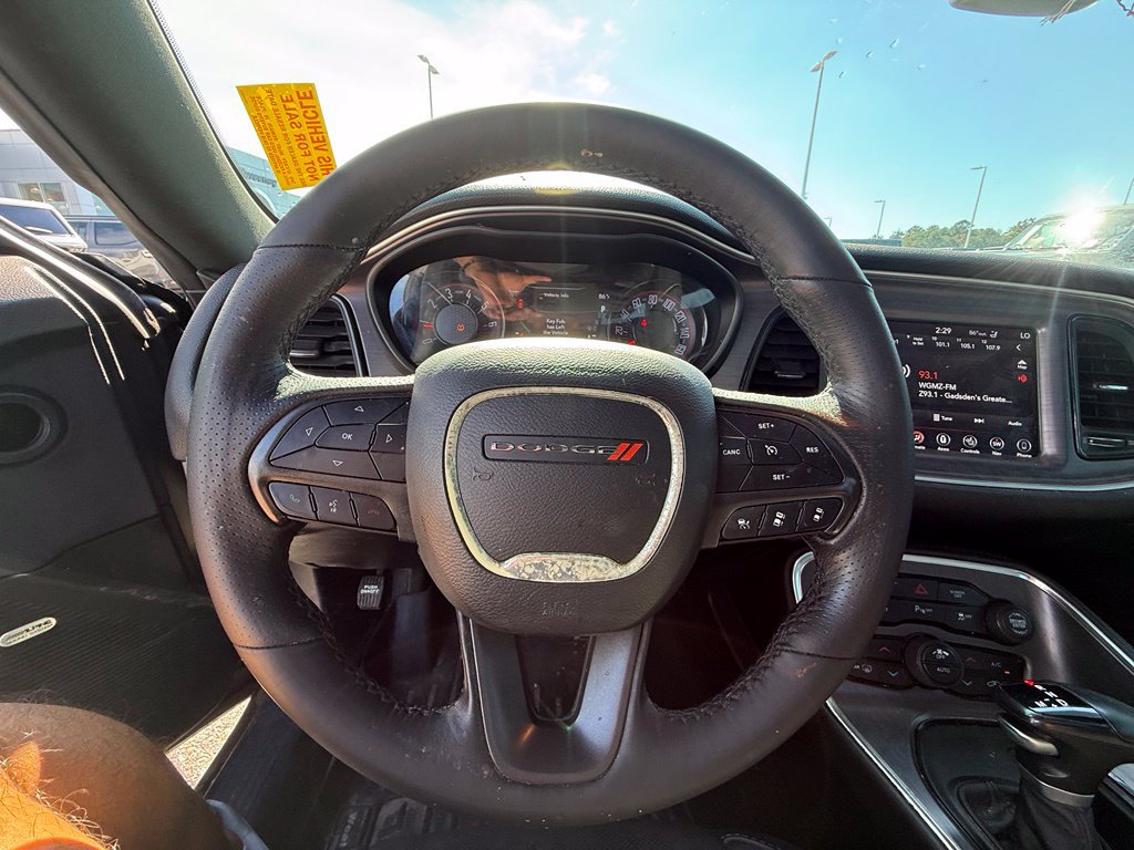 Used 2018 Dodge Challenger SXT Plus RWD image 8