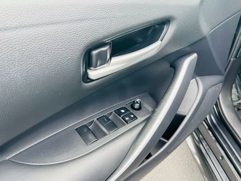 Used 2021 Toyota Corolla SE w/ Carpet Mat Package (TMS) image 13