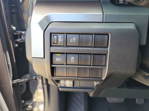 Used 2024 Toyota Tacoma SR5 RWD image 33