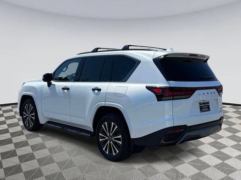Used 2023 Lexus LX 600 4WD w/ Appearance Package image 4