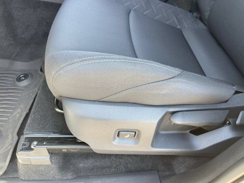 Used 2026 Toyota Tacoma SR5 AWD/4WD image 19
