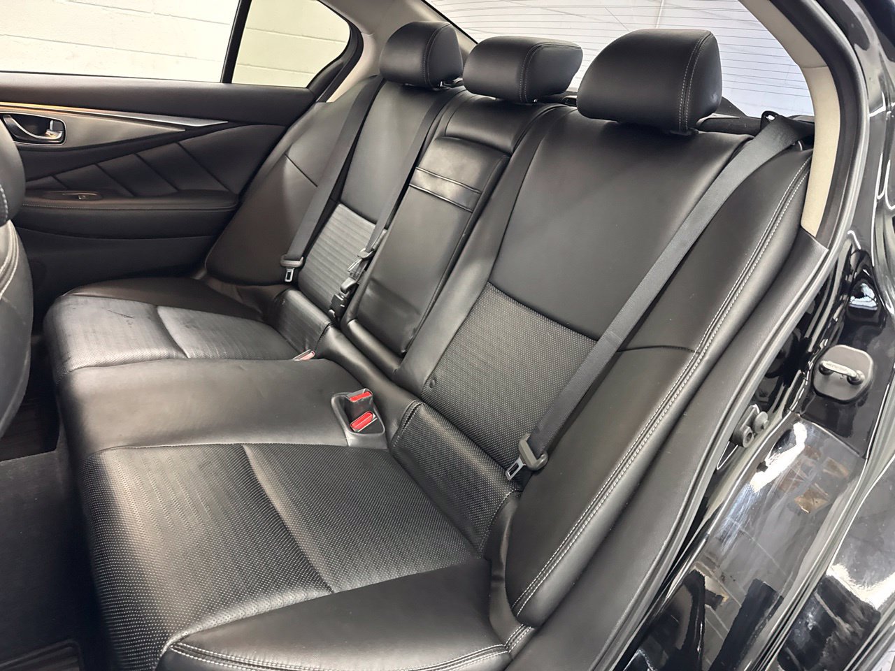 Used 2018 INFINITI Q50 Sport w/ Sensory Package (Sport) AWD/4WD image 40