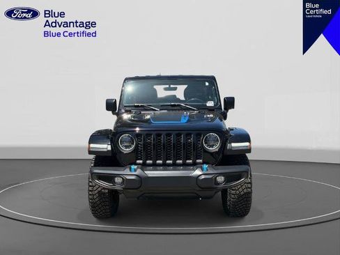 Used 2023 Jeep Wrangler Unlimited Rubicon 4xe w/ Cold Weather Group AWD/4WD image 3