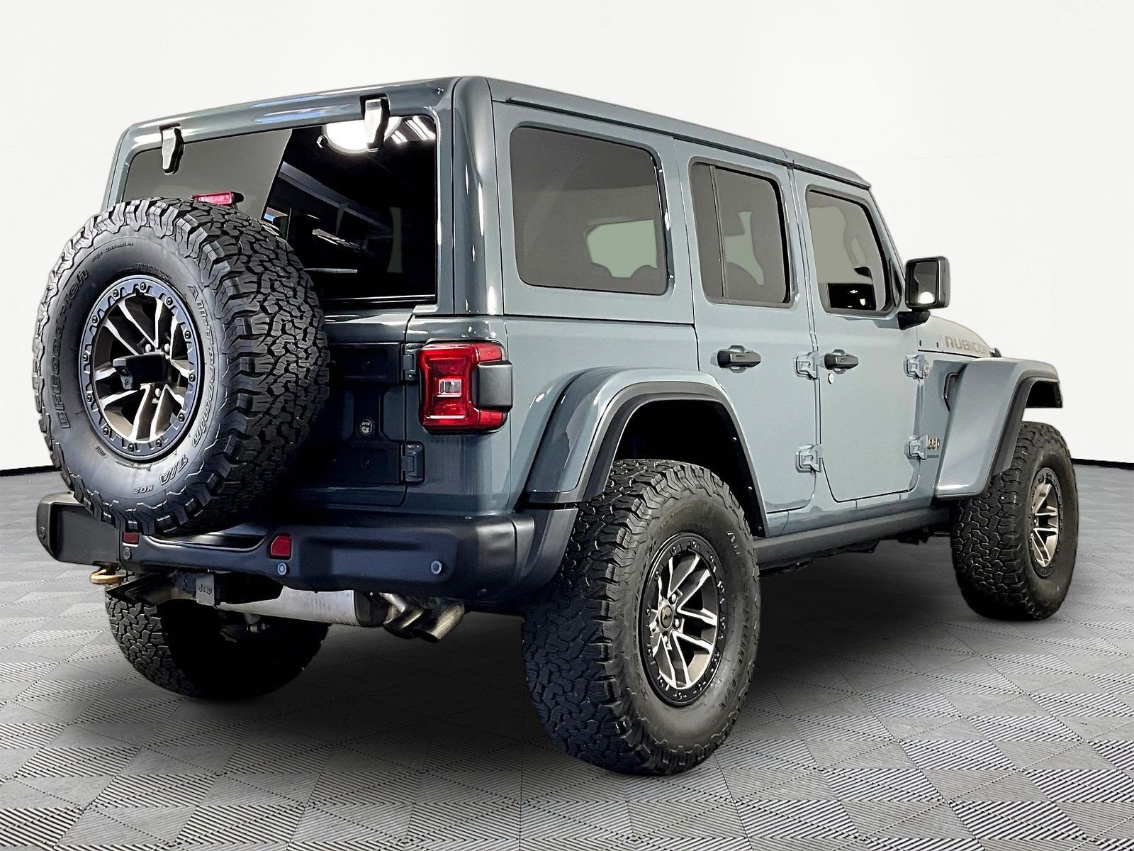 Used 2024 Jeep Wrangler Unlimited Rubicon 392 AWD/4WD image 6