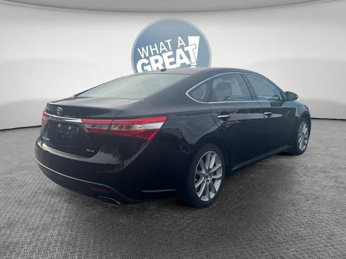 Used 2013 Toyota Avalon XLE Touring image 3